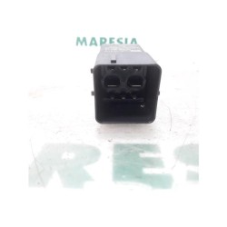 Peugeot - 5008 - Glow plug relay