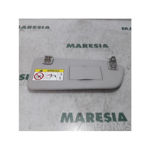 Peugeot - 5008 - Sun visor