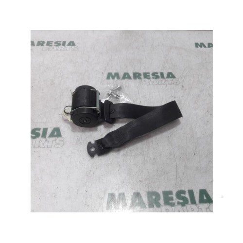 Fiat - Punto - Rear seatbelt, left