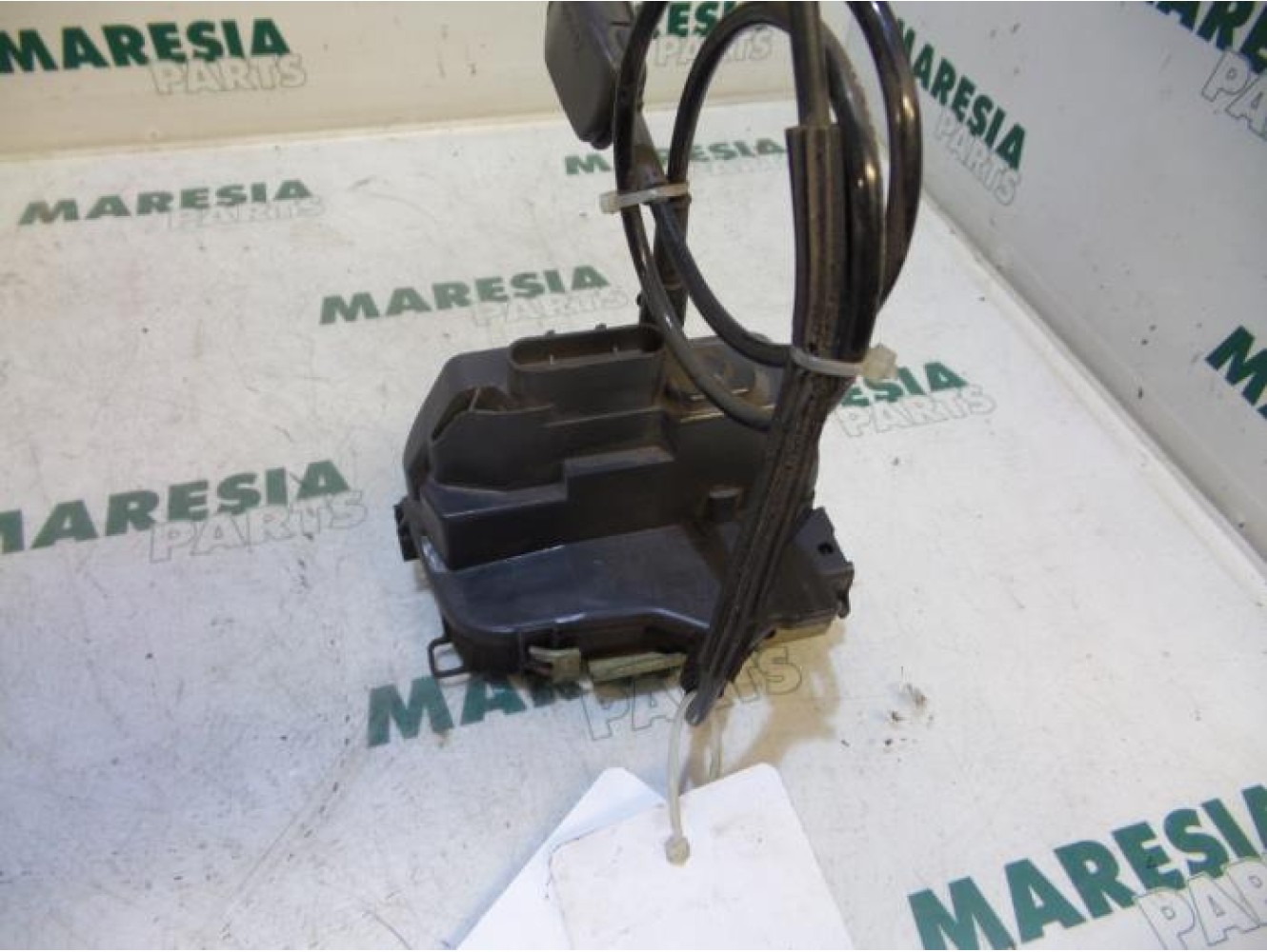 Renault - Megane Scenic - Rear door mechanism 4-door, right