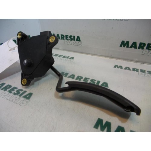 Renault - Megane Scenic - Throttle pedal position sensor