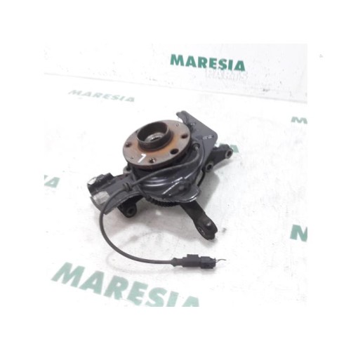 Fiat - Punto - Fusee links-voor