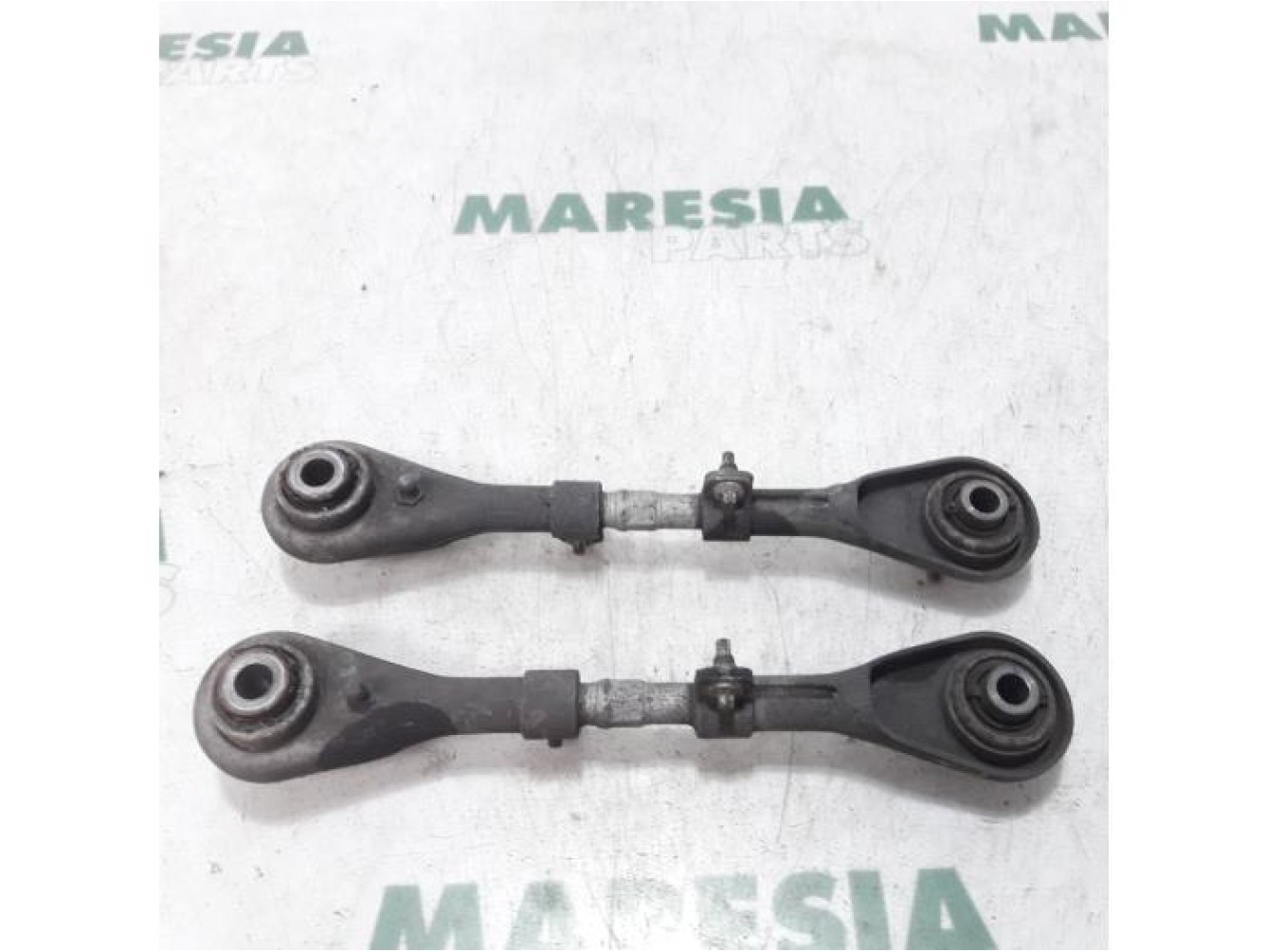 Citroen - DS5 - Anti-roll bar guide