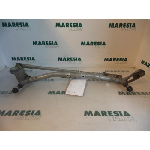 Renault - Megane - Wiper mechanism