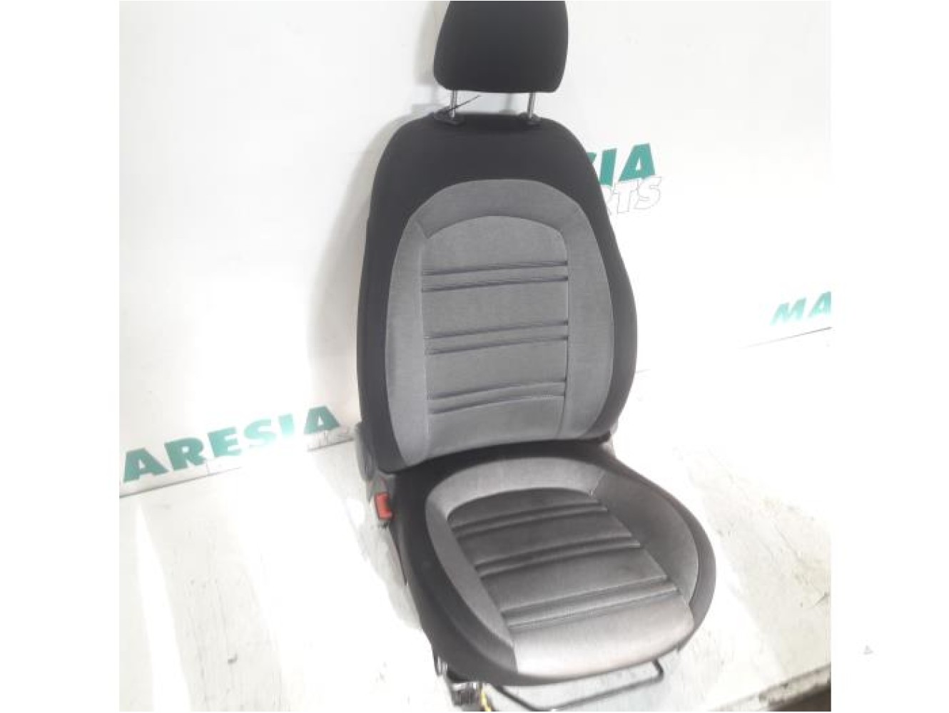 Fiat - Punto - Stoel links