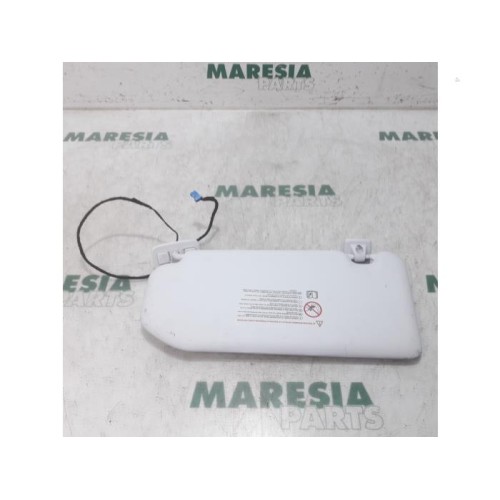 Peugeot - 508 - Sun visor
