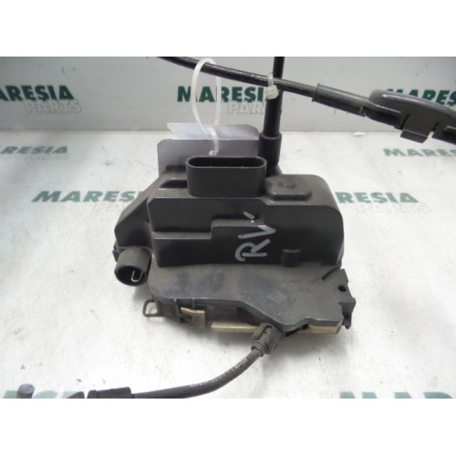 Renault - Megane - Front door lock mechanism 4-door, right