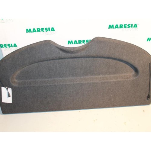 Renault - Megane - Parcel shelf