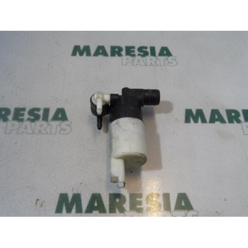 Renault - Megane - Pompe lave-glace avant
