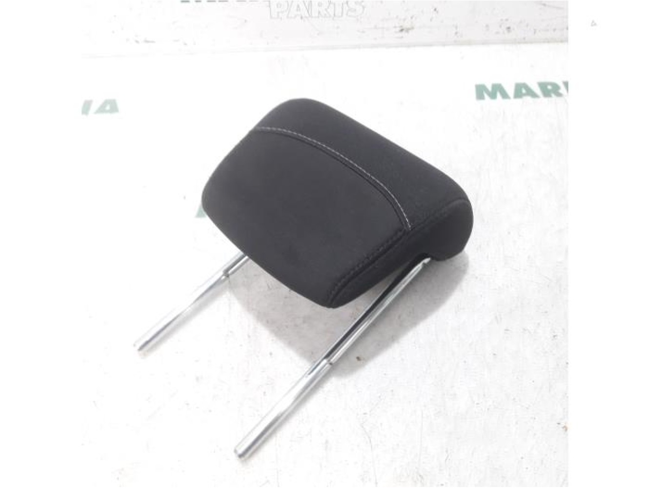 Alfa Romeo - Mito - Headrest