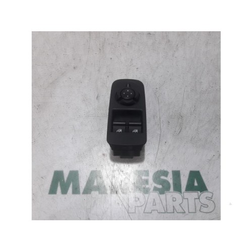 Alfa Romeo - Mito - Multi-functional window switch