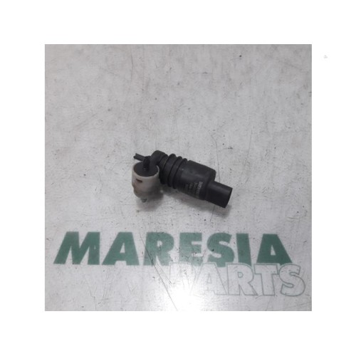 Citroen - C-Crosser - Windscreen washer pump