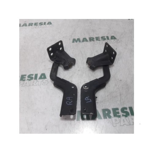 Citroen - C-Crosser - Tailgate hinge