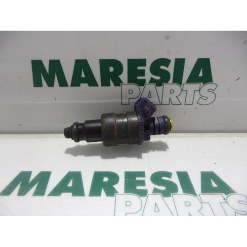 Renault - Clio - Injector (petrol injection)