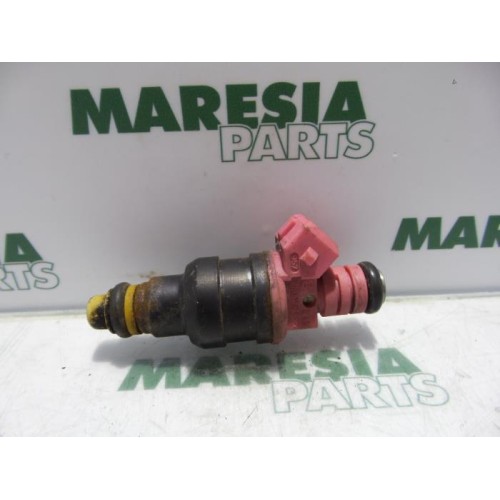 Renault - Clio - Injector (petrol injection)