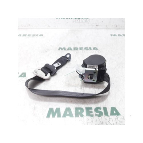 Peugeot - 207 - Rear seatbelt, right
