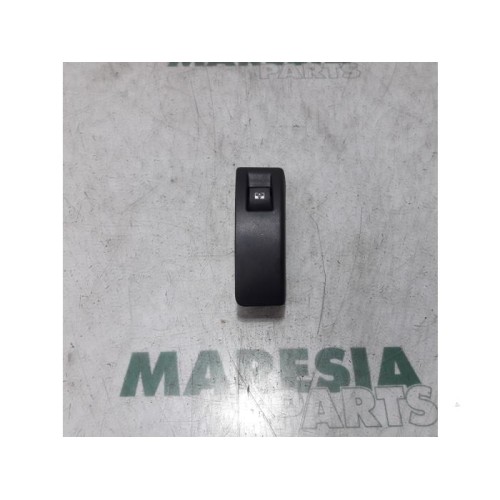 Peugeot - 207 - Switch