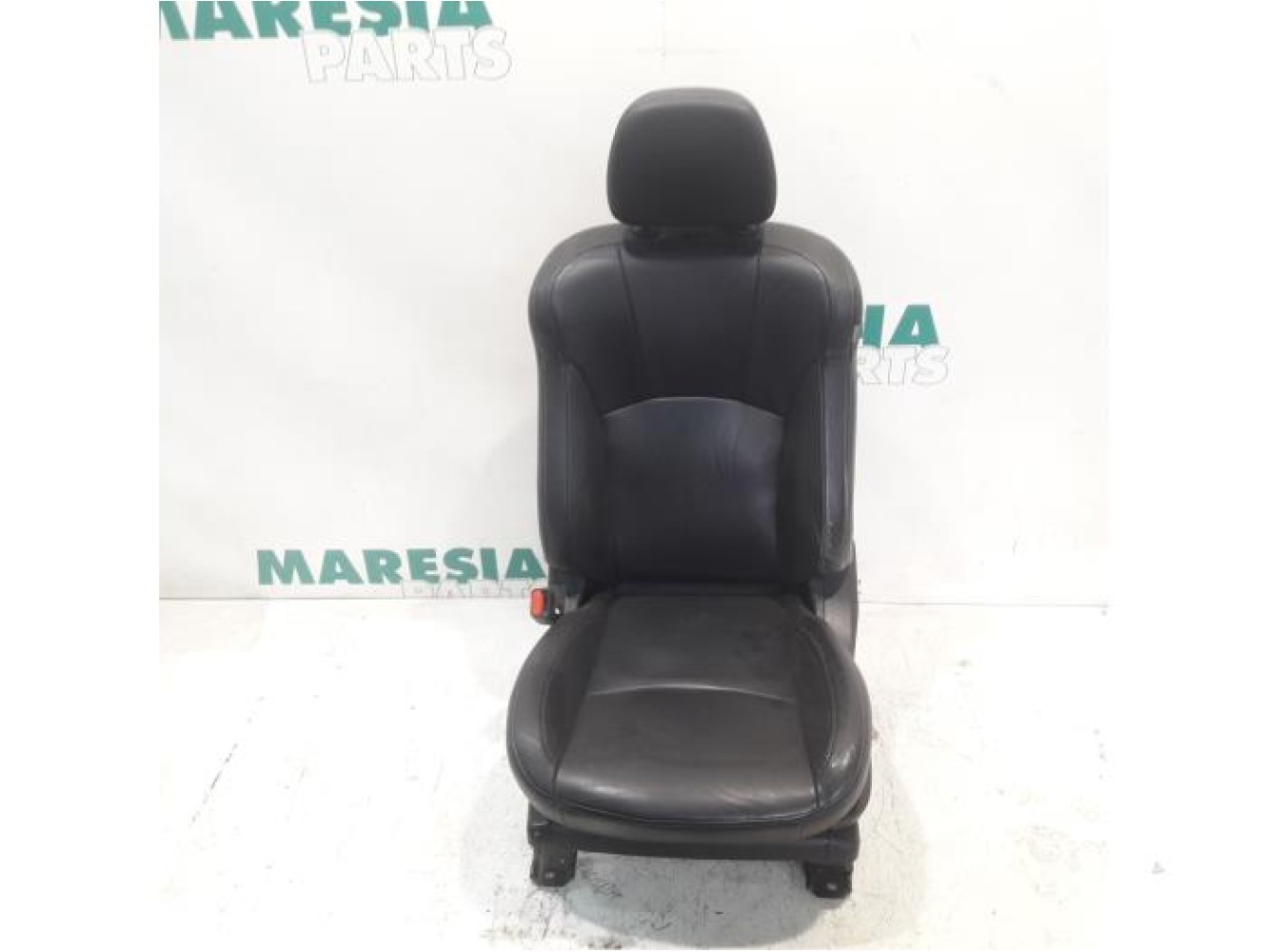 Citroen - C-Crosser - Sitz links