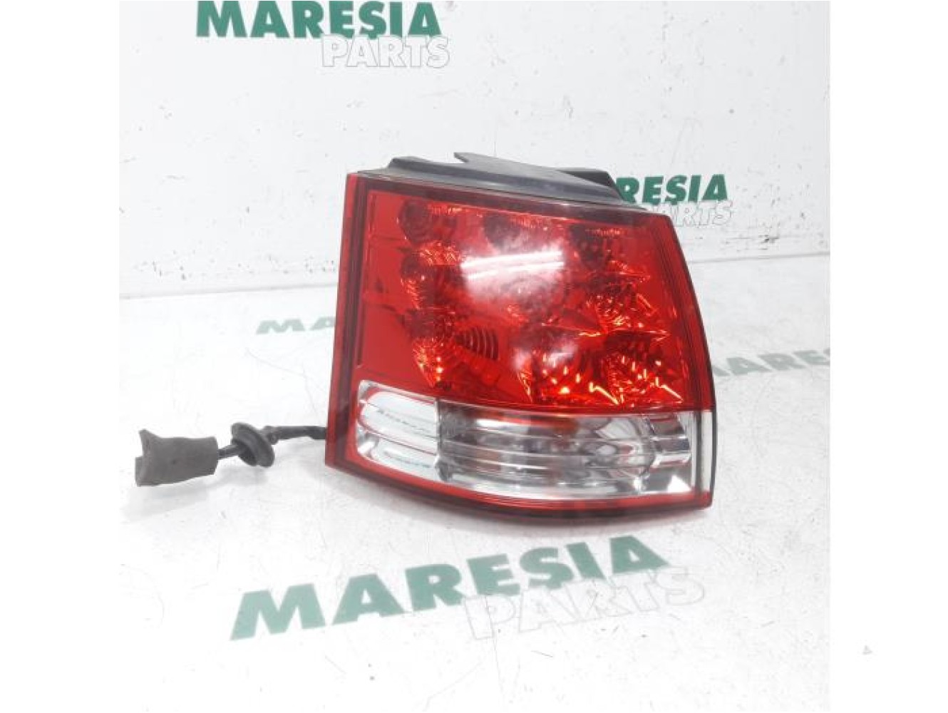 Citroen - C-Crosser - Taillight, left