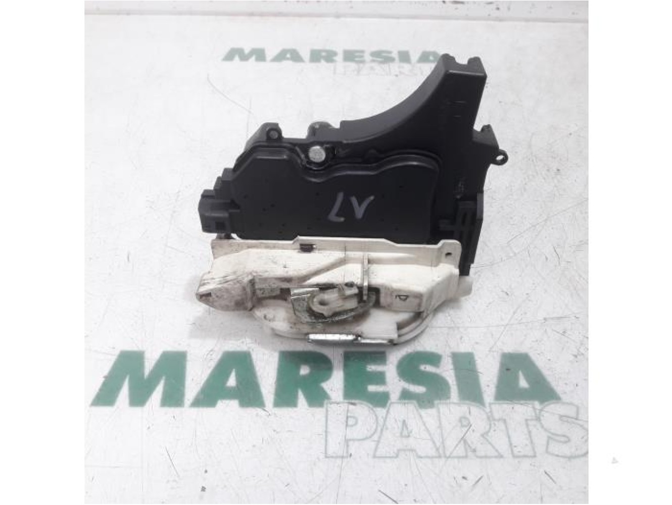 Citroen - C-Crosser - Door lock mechanism 4-door, front left