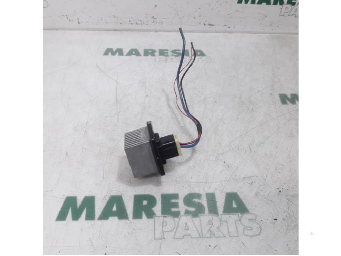 Citroen - C-Crosser - Heater resistor