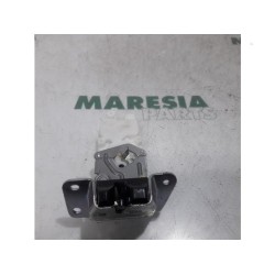 Citroen - C-Crosser - Tailgate lock mechanism