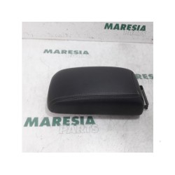 Citroen - C-Crosser - Armrest