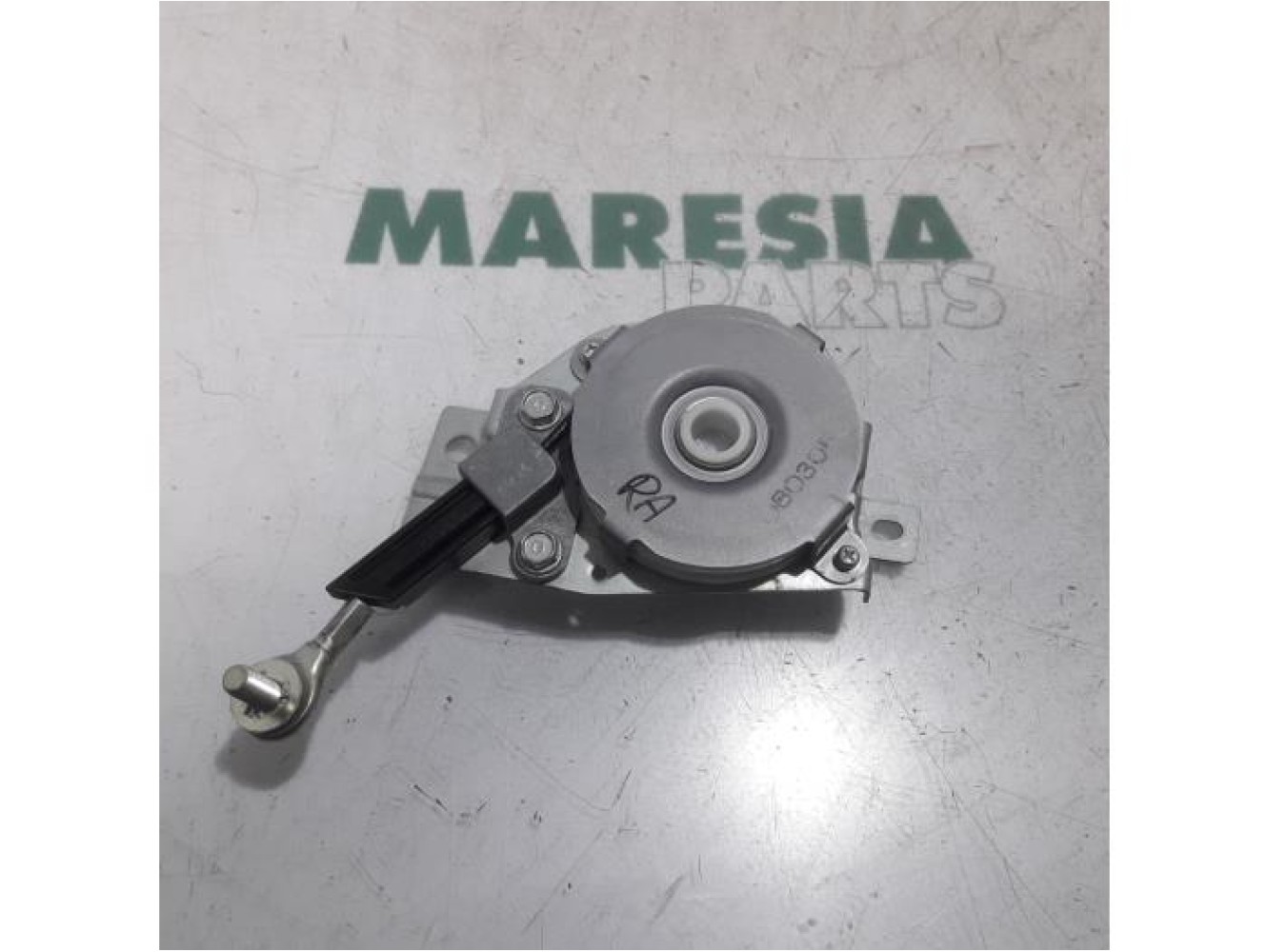 Citroen - C-Crosser - Tailgate hinge