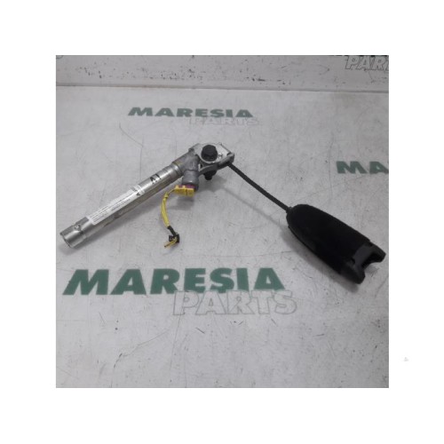 Fiat - Punto - Gordelspanner links