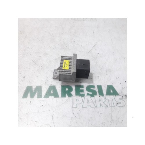 Renault - Megane - Glow plug relay