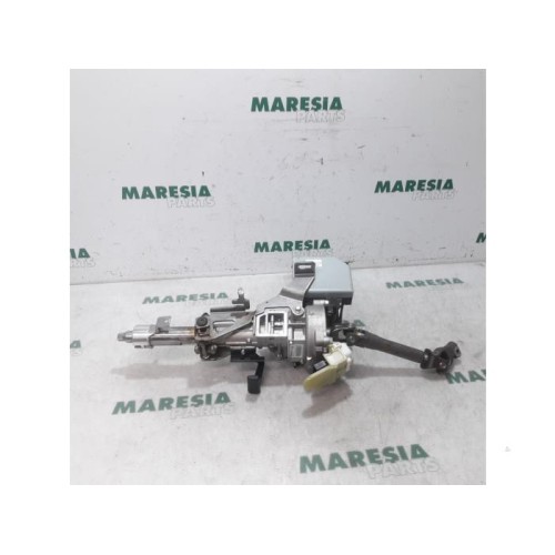Renault - Megane - Steering column housing