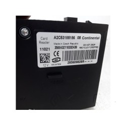 Renault - Megane - Kaartlezer (slot)