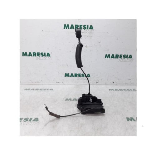 Renault - Megane - Front door lock mechanism 4-door, right