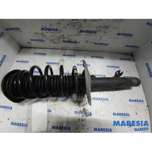 Peugeot - 207 - Front shock absorber rod, left