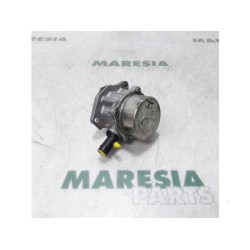 Renault - Megane - Vacuum pump (diesel)