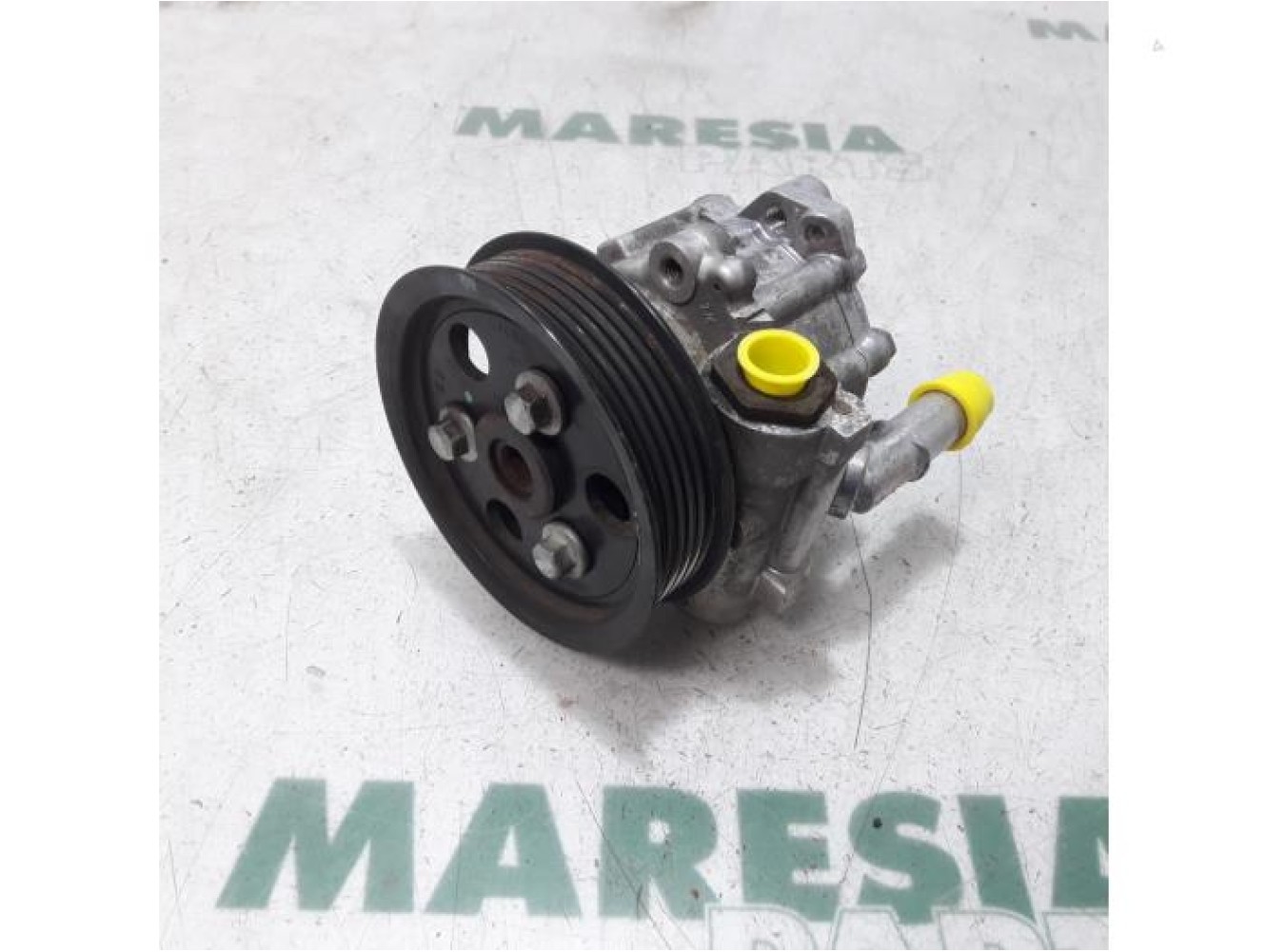 Citroen - C6 - Power steering pump