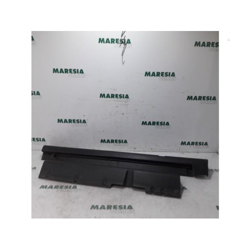 Citroen - C6 - Side skirt, left