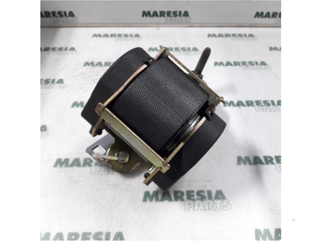 Renault - Megane Scenic - Rear seatbelt, centre