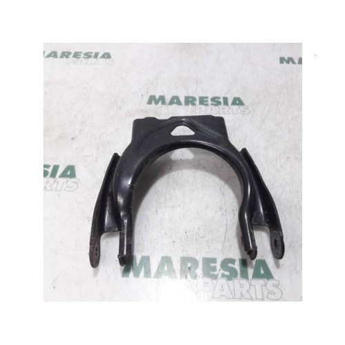 Citroen - C6 - Front upper wishbone, right