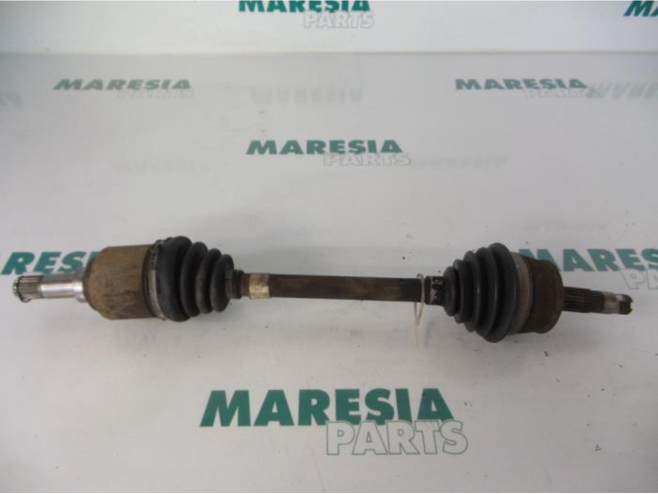 Lancia - Y(Psilon) - Front drive shaft, left