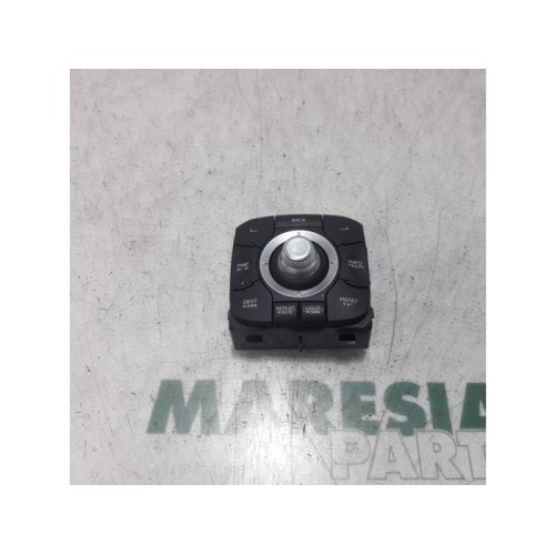 Renault - Scenic - Navigation control panel
