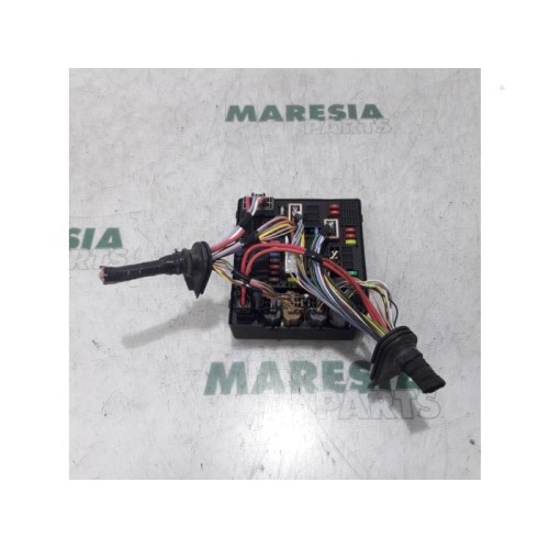 Renault - Scenic - Fuse box
