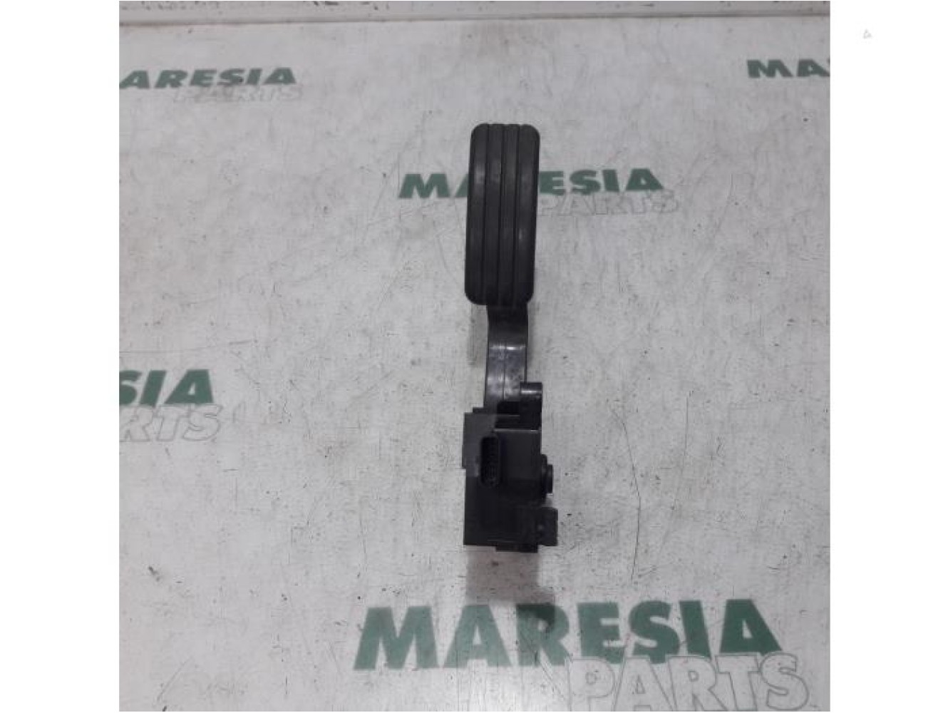 Renault - Scenic - Throttle pedal position sensor
