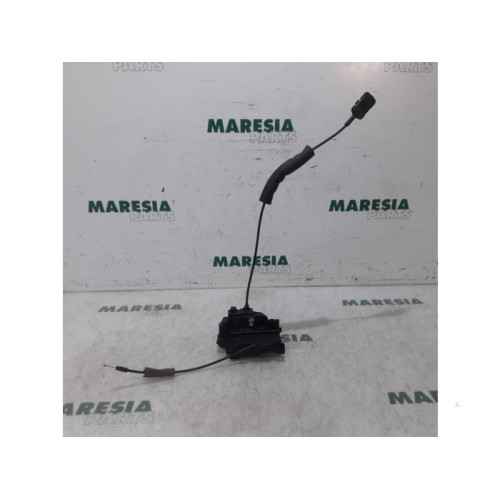 Renault - Scenic - Rear door mechanism 4-door, right