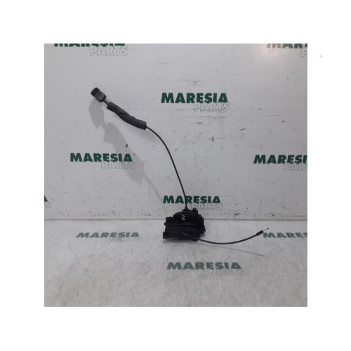 Renault - Scenic - Rear door lock mechanism 4-door, left