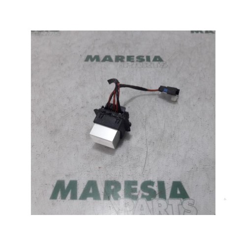 Peugeot - 207 - Heater resistor