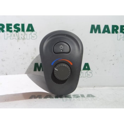 Renault - Espace - Panneau de commandes chauffage