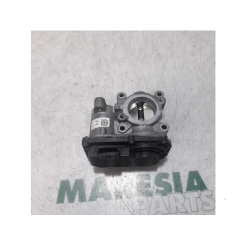 Renault - Captur - Throttle body