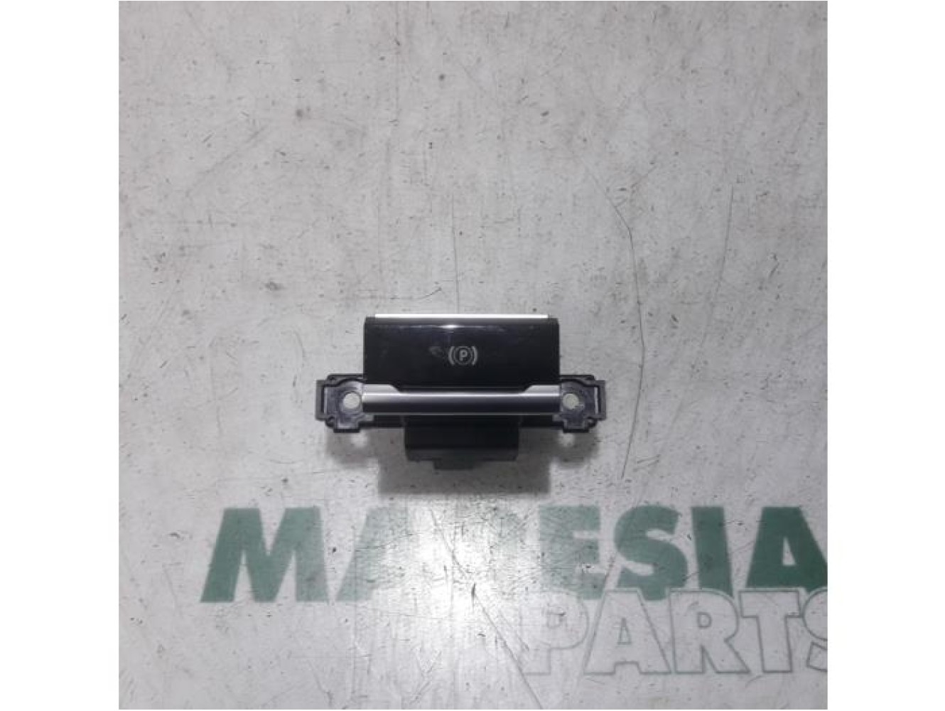 Citroen - C4 Grand Picasso - Parking brake switch