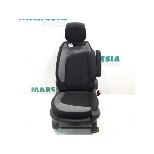 Citroen - C4 Grand Picasso - Seat, right